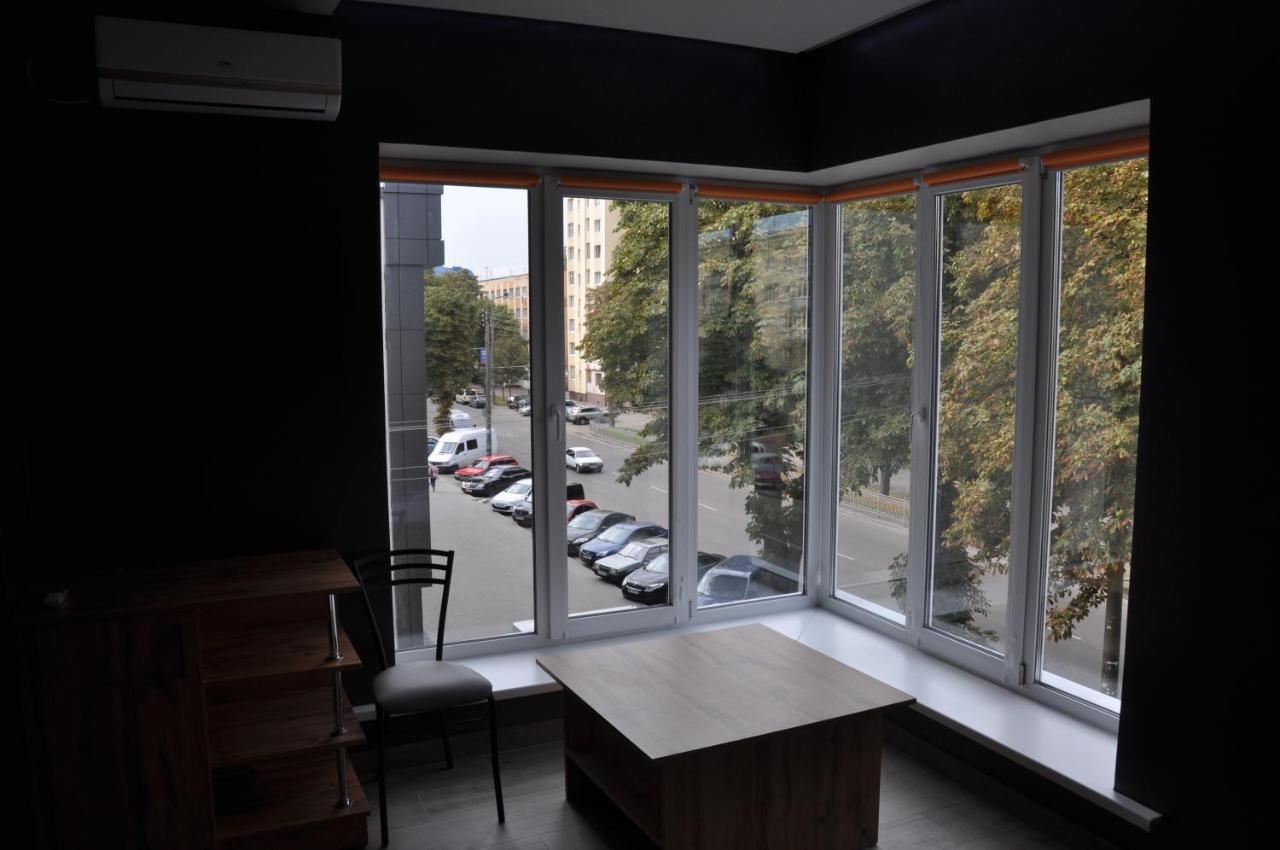 Full House Capsule Hostel Riwne Exterior foto